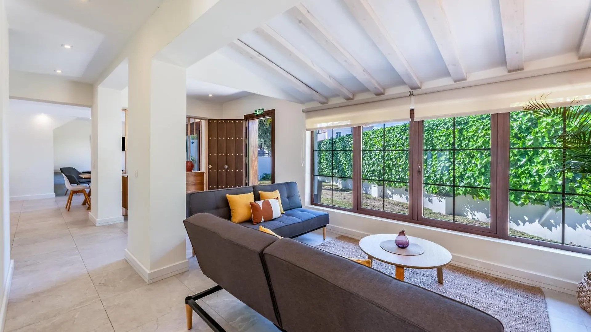 Сasa de vacaciones Villa With Pool In Golden Mile By Kura Homes Marbella