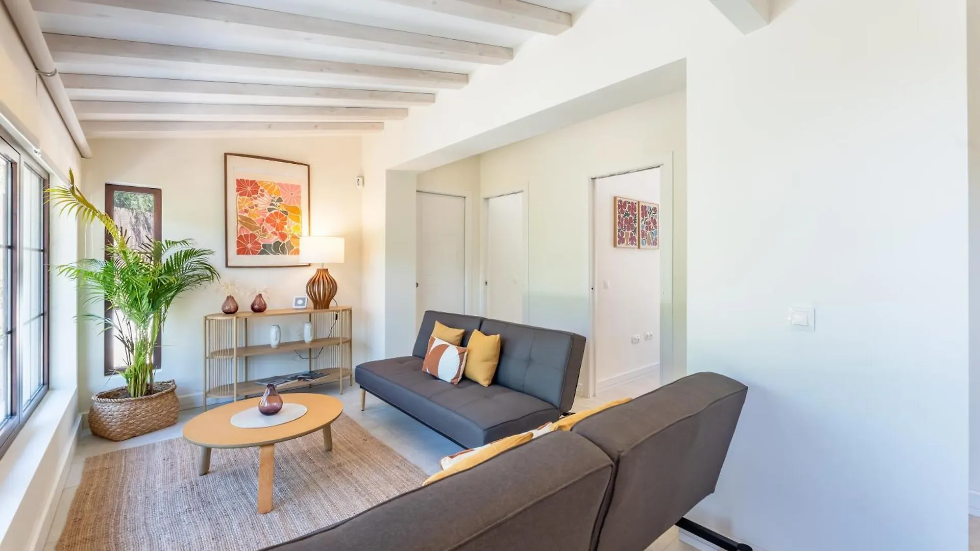 Сasa de vacaciones Villa With Pool In Golden Mile By Kura Homes Marbella