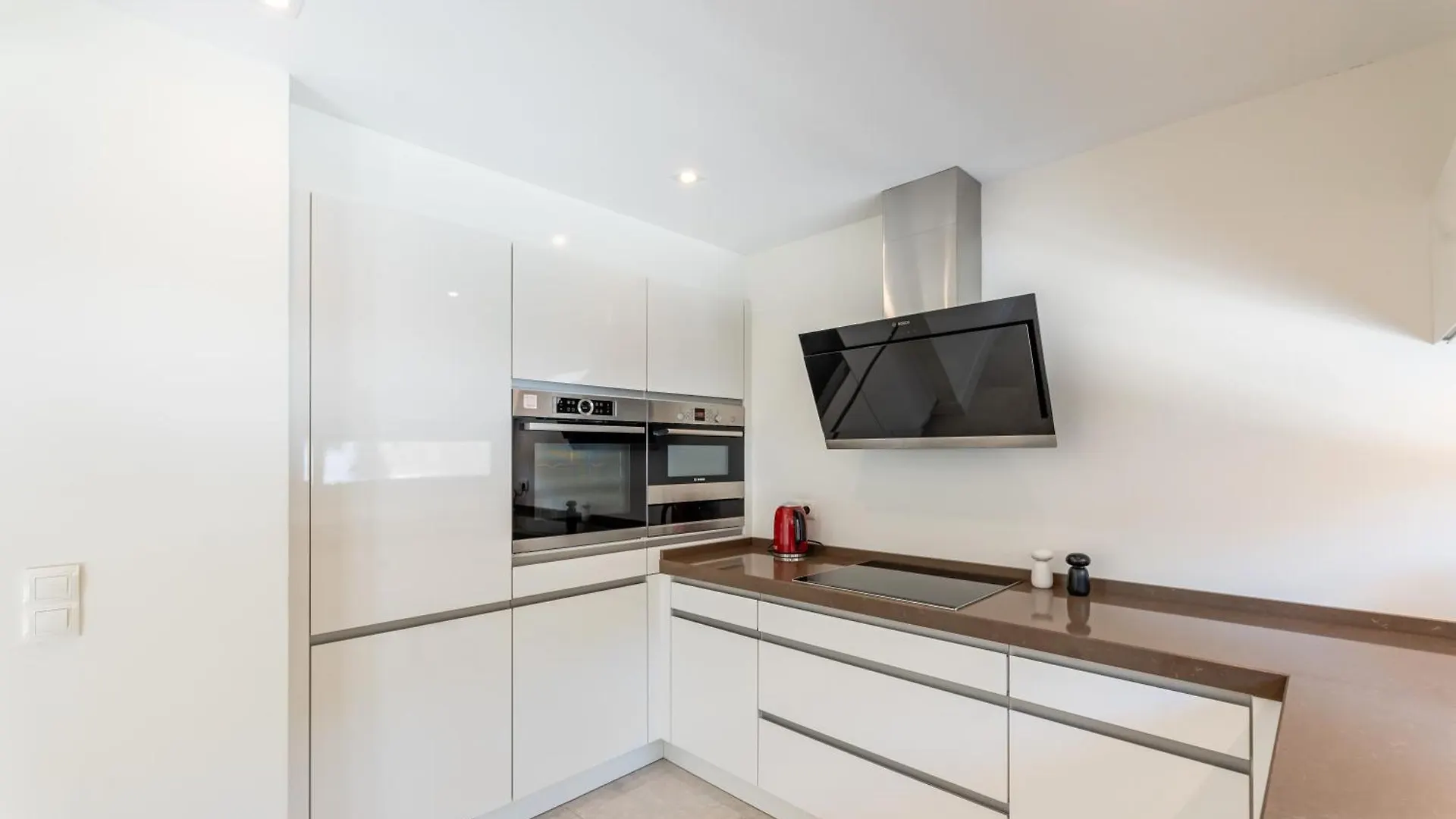 Villa With Pool In Golden Mile By Kura Homes Marbella Vakantiehuis